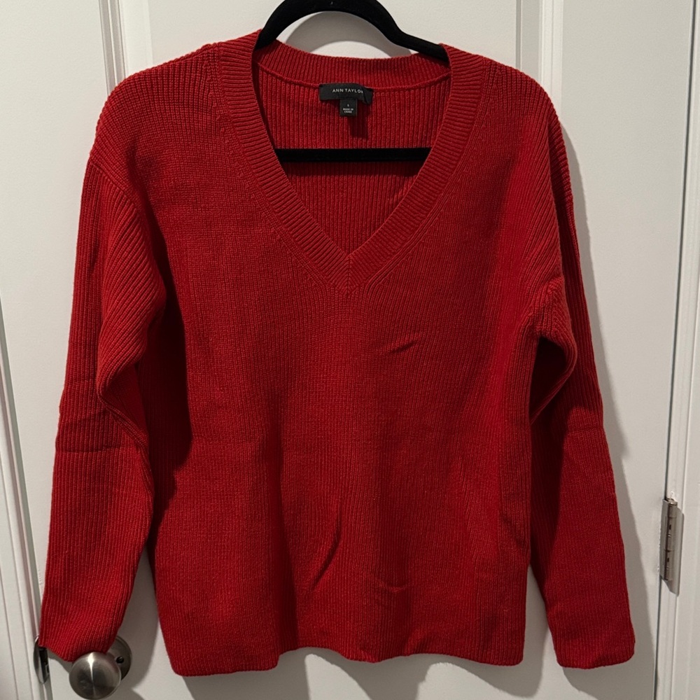 NWOT Ann Taylor Sweater